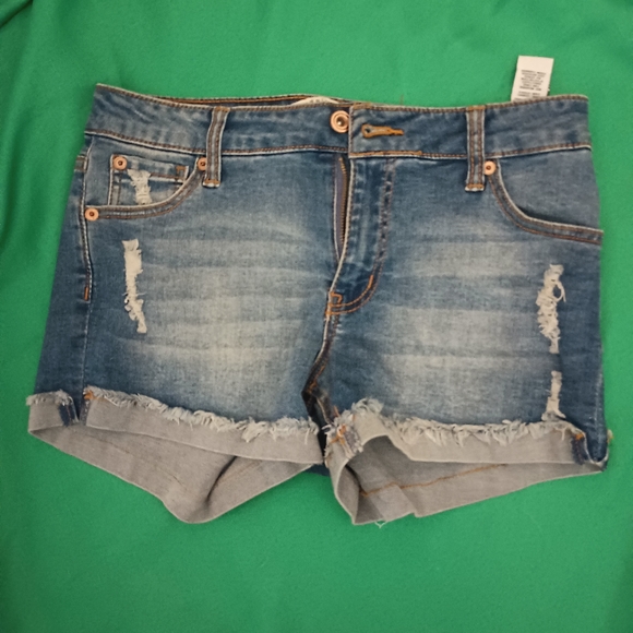 Celebrity pink distressed jean shorts - Picture 1 of 5